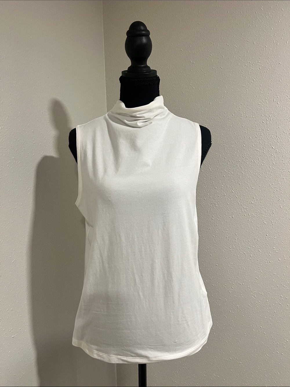 Athleta Outbound Tank-White Sleeveless Draped Mock Neck-Small